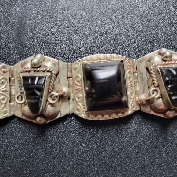 Vintage Aztec Mask Bracelet Black Onyx Alpaca Silver Beautiful 7” made in Mexico - Picture 8 of 16